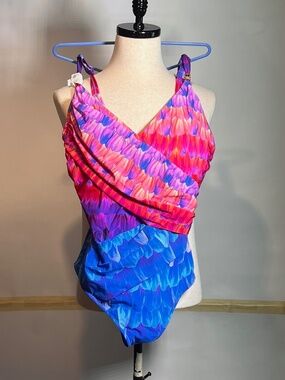 GOTTEX COLLECTION SWIMSUIT with tags